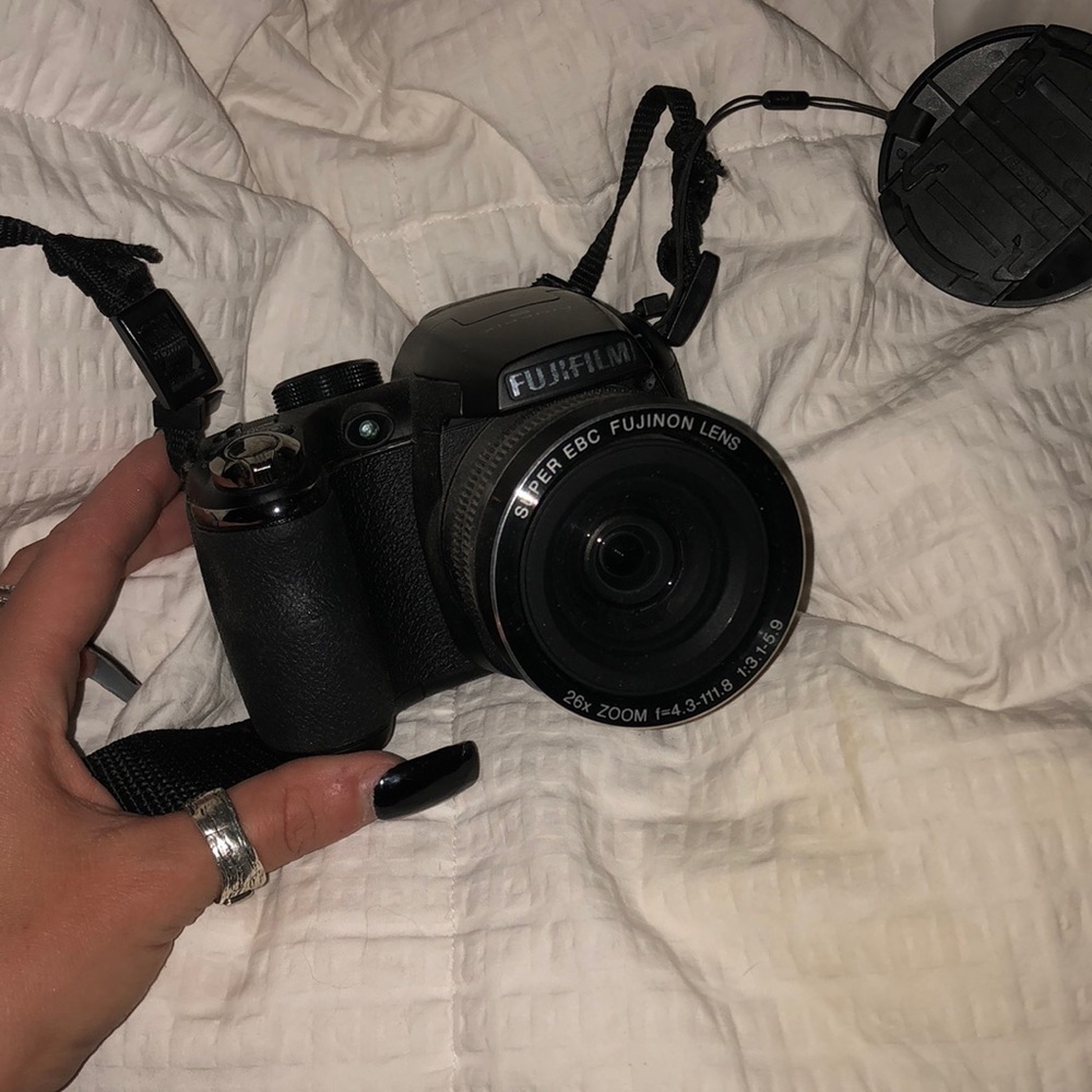 Fujifilm Digital Camera - image 2